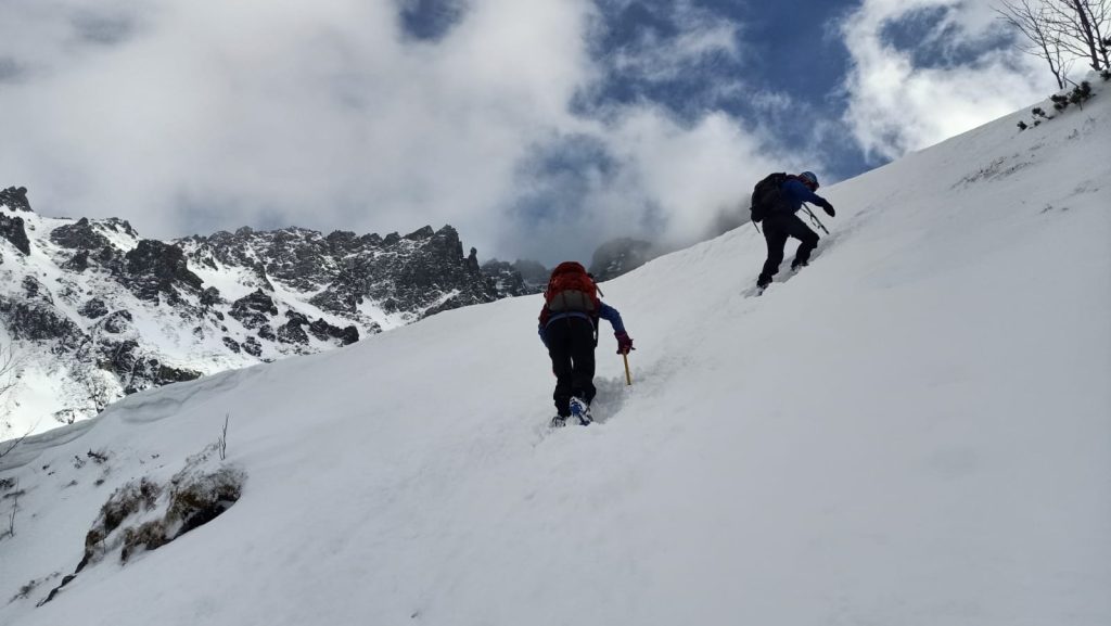 winter mountaineering course