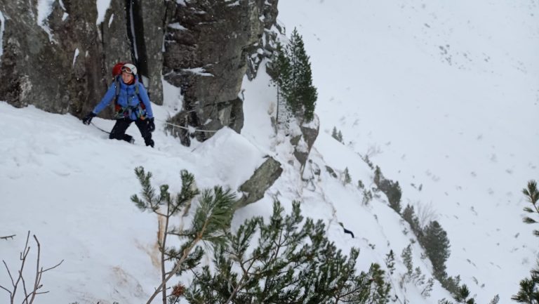 winter mountaineering course