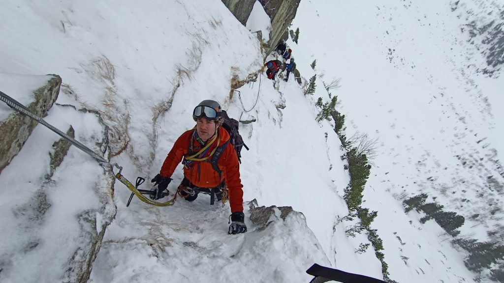 winter mountaineering course