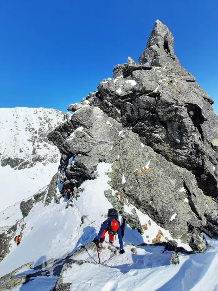 winter mountaineering course